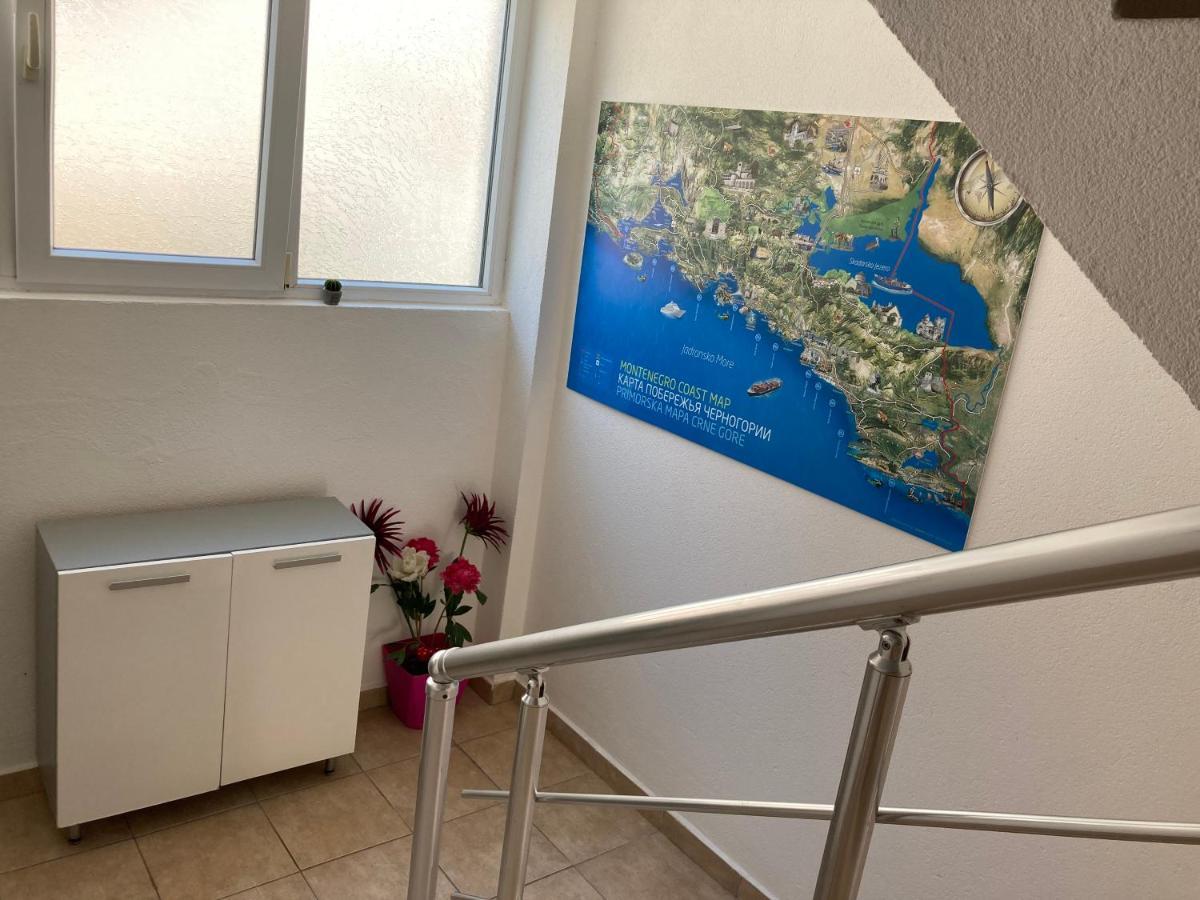Guest House Andrea Budua Esterno foto