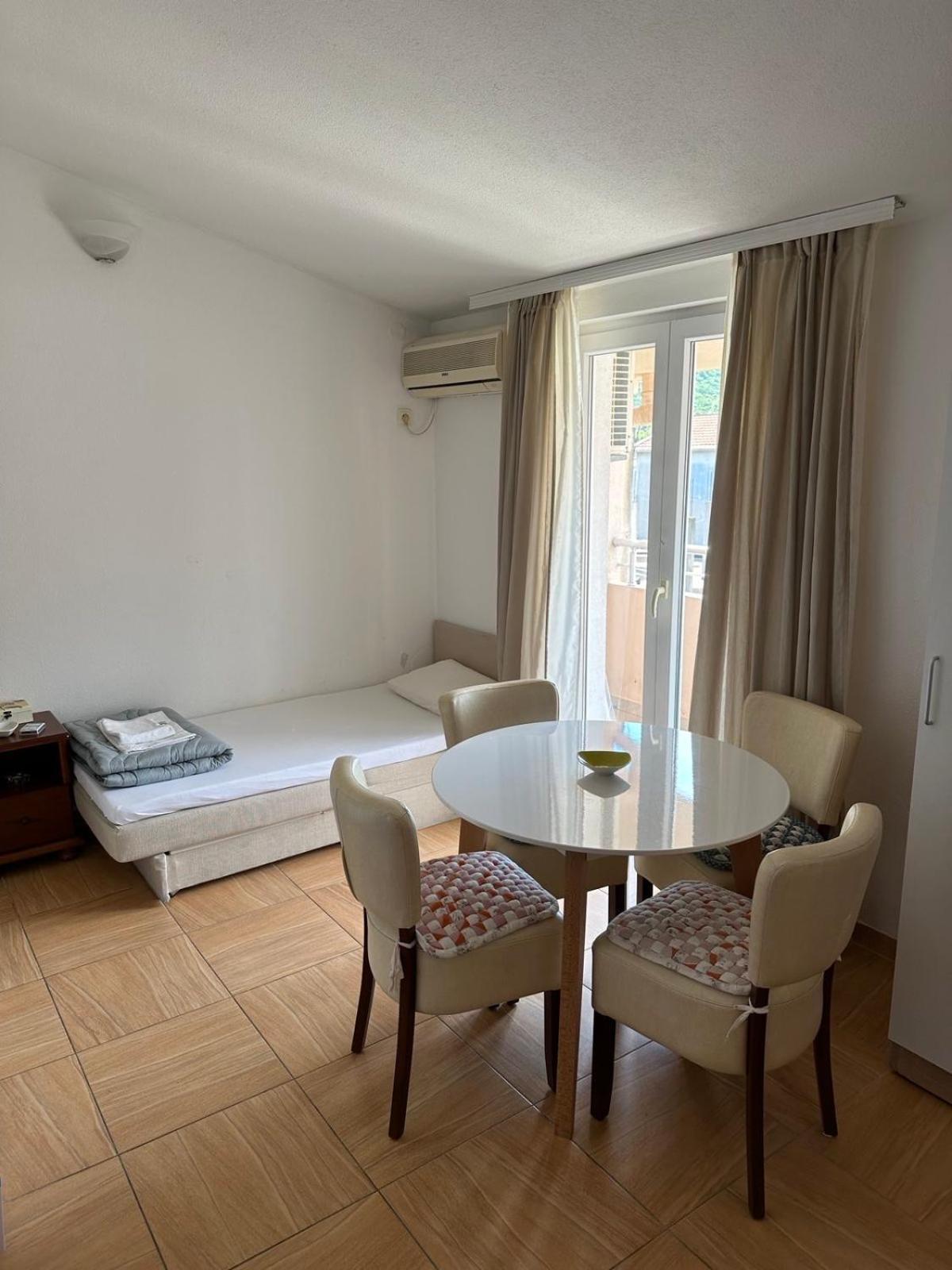 Guest House Andrea Budua Esterno foto